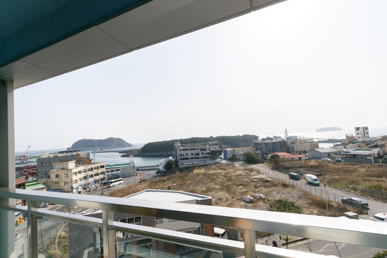 Bk Hotel Jeju Seogwipo Exterior photo